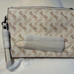 COACH STRUCTURED POUCH - Cream W/ Beige Inlay Horse and Carriage